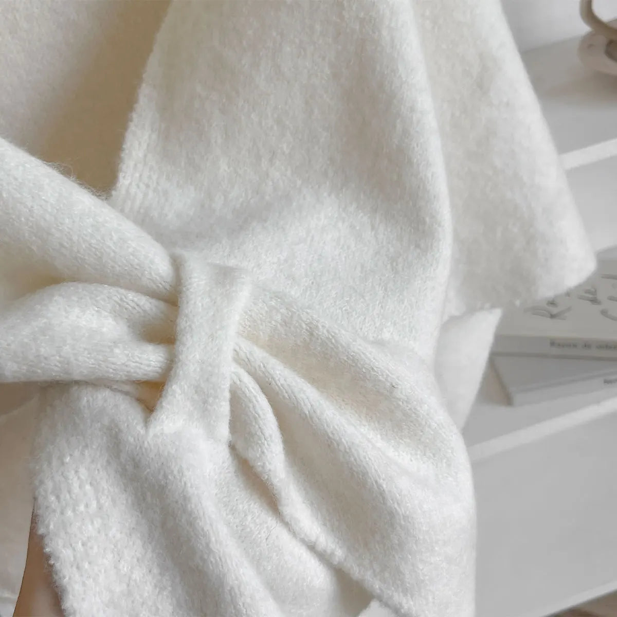 Elara™ Weicher Gewebe Schal