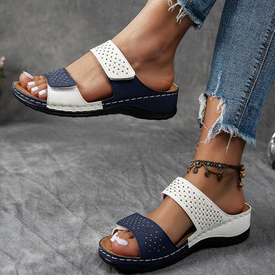 Ortholuxe™ – Atmungsaktive Orthopädische Slip-In Sandalen für Damen
